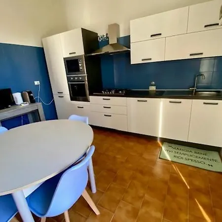 Mariotti's By The Sea - La Casa Al Mare Genoa